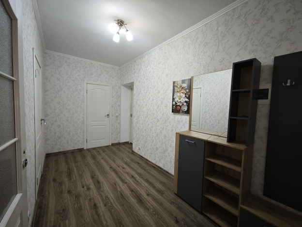 Снять квартиру на улице Олега Кошевого в Калининграде. Вариант № 10252092, 13, площадь -  квм, цена 37000 рублей