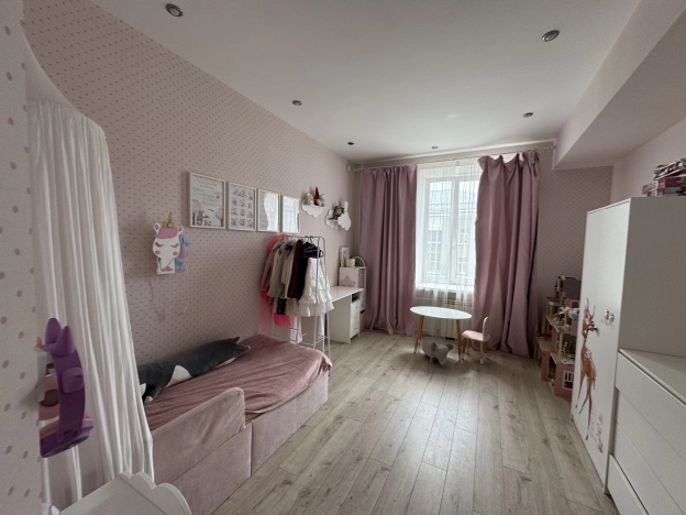 Купить трехкомнатную квартиру в Микрорайоне 29-й, Ангарск в Ангарске. Вариант № 1247243, 27, площадь -  квм, цена 7900000 рублей