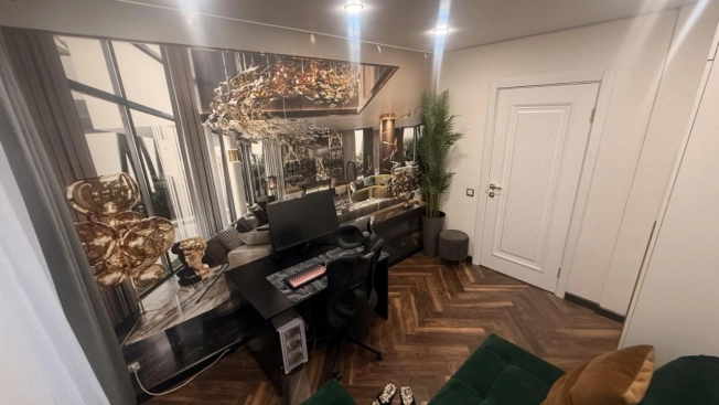 Купить квартиру в Москве. Вариант № 10141396, 16, площадь - квм, цена 18000000 рублей