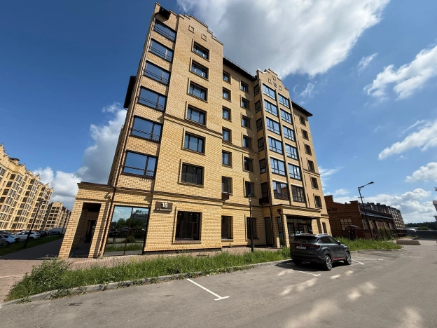 Купить квартиру в Владимире. Вариант № 10356494, 8, площадь -  квм, цена 7604950 рублей