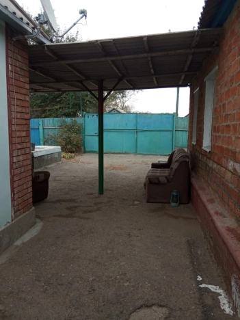 Купить дом в районе Юго-Западный в Элисте. Вариант № 6770, 14, площадь -  квм, цена 6500000 рублей