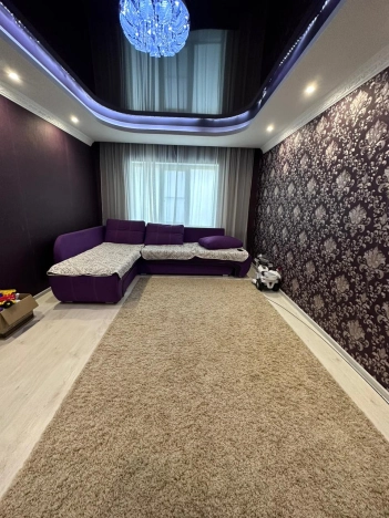 Купить дом в районе Западный в Элисте. Вариант № 8543, 3, площадь -  квм, цена 9500000 рублей