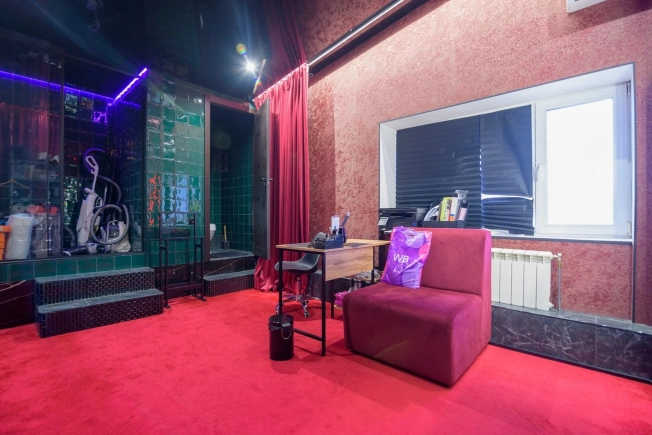 Купить коммерческую недвижимость в Новосибирске. Вариант № 8086960, 33, площадь -  квм, цена 25000000 рублей