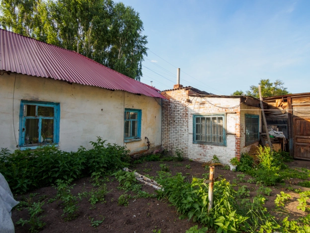 Купить дом в Микрорайоне Порт-Артур в Омске. Вариант № 58310, 15, площадь -  квм, цена 2999000 рублей