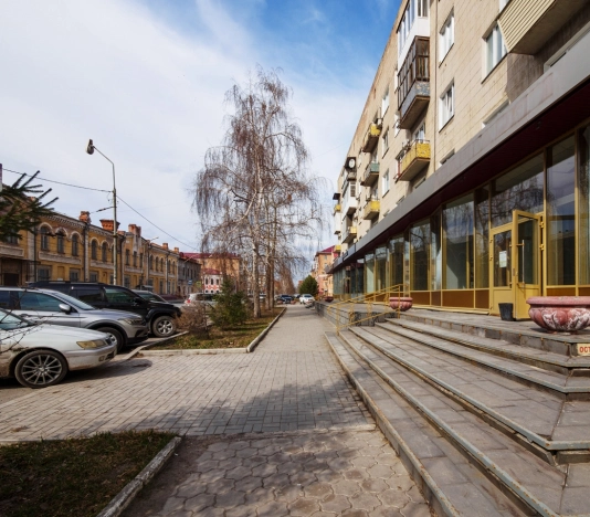 Снять коммерческую недвижимость в Омске. Вариант № 34841, 9, площадь -  квм, цена 100000 рублей