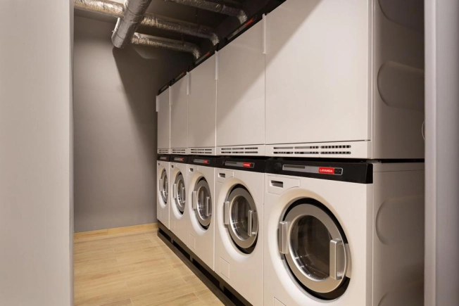 Купить квартиру в Москве. Вариант № 8543455, 7, площадь -  квм, цена 7300000 рублей