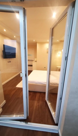 Купить квартиру в Москве. Вариант № 8156806, 7, площадь -  квм, цена 34700000 рублей