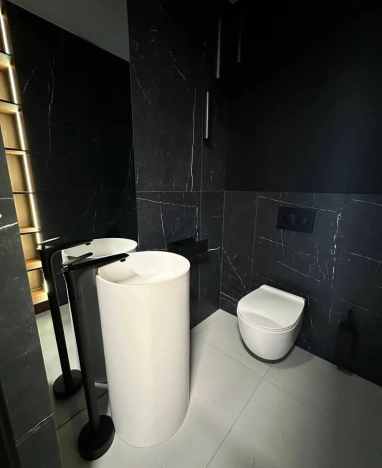 Купить двухкомнатную квартиру в Микрорайоне Фестивальный в Краснодаре. Вариант № 2663451, 10, площадь -  квм, цена 48000000 рублей