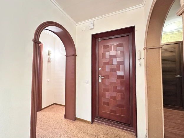 Купить пятикомнатную квартиру в Санкт-Петербурге. Вариант № 3904311, 5, площадь -  квм, цена 15800000 рублей