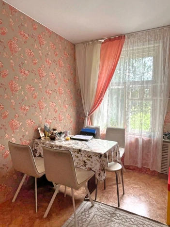 Купить четырехкомнатную квартиру в Вологде. Вариант № 55625, 1, площадь -  квм, цена 3800000 рублей