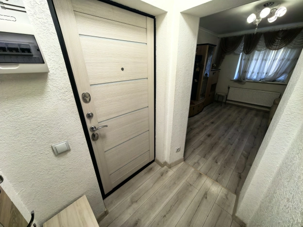 Снять квартиру в Калининграде. Вариант № 9371603, 10, площадь -  квм, цена 30000 рублей