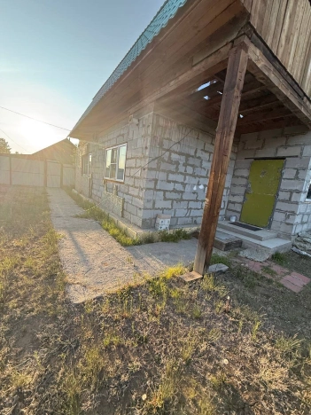 Купить дом на улице Административная в Иркутской области. Вариант № 8035113, 10, площадь -  квм, цена 4400000 рублей