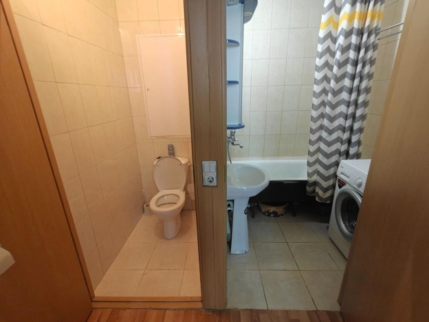 Купить квартиру в Москве. Вариант № 9935960, 7, площадь -  квм, цена 21650000 рублей