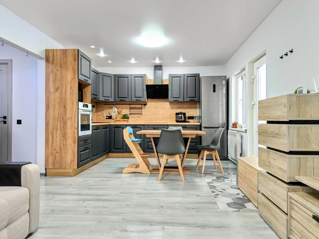 Купить дом в Москве. Вариант № 12814, 5, площадь - квм, цена 6690000 рублей