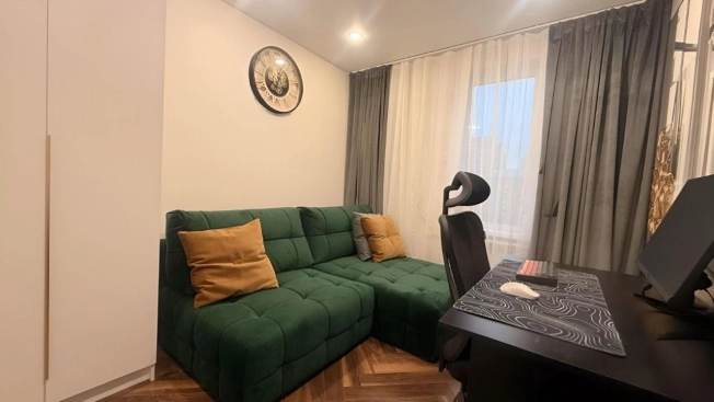 Купить квартиру в Москве. Вариант № 10141396, 14, площадь - квм, цена 18000000 рублей