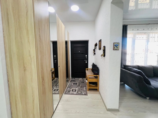 Купить дом в Калининграде. Вариант № 9567323, 17, площадь -  квм, цена 15200000 рублей