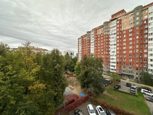 Купить трехкомнатную квартиру на улице Ленинский проспект в Москве. Вариант № 9874121, 28, площадь -  квм, цена 22500000 рублей