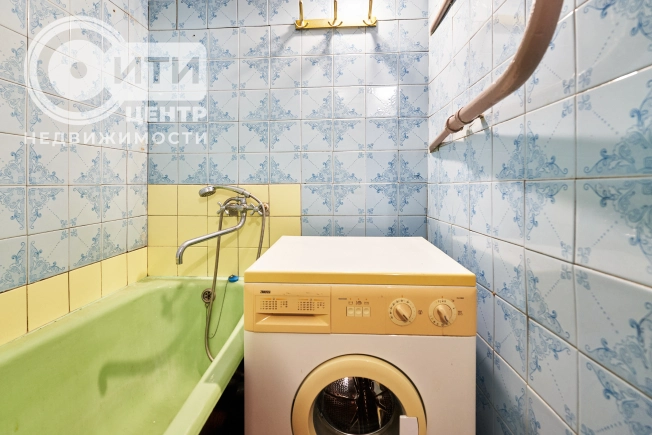 Купить трехкомнатную квартиру в районе Коминтерновский в Воронеже. Вариант № 19990, 29, площадь - квм, цена 4200000 рублей