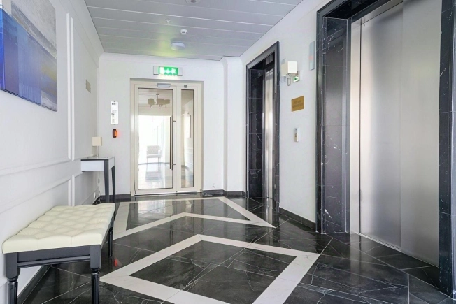 Купить квартиру в Москве. Вариант № 8918359, 3, площадь - квм, цена 48000000 рублей