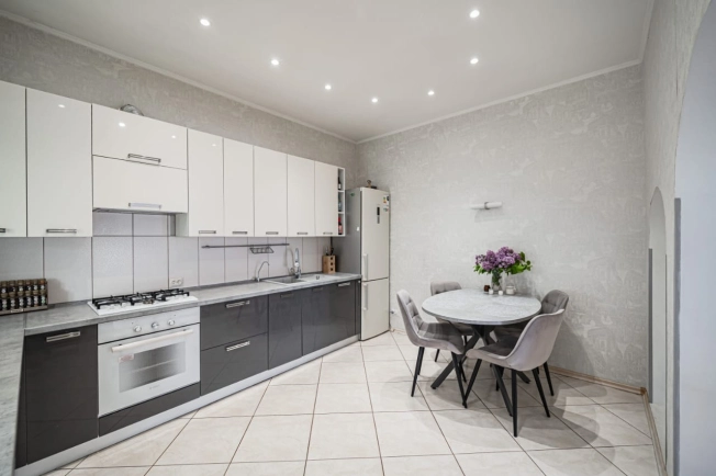 Купить дом в Калининграде. Вариант № 3276996, 19, площадь -  квм, цена 21790000 рублей