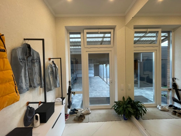 Купить дом в Воронеже. Вариант № 56137, 9, площадь -  квм, цена 15100000 рублей