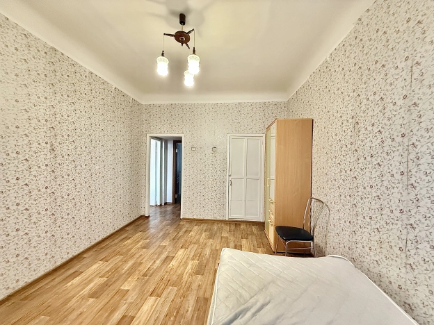 Купить квартиру в районе Центральный в Волгограде. Вариант № 51293, 15, площадь -  квм, цена 9500000 рублей