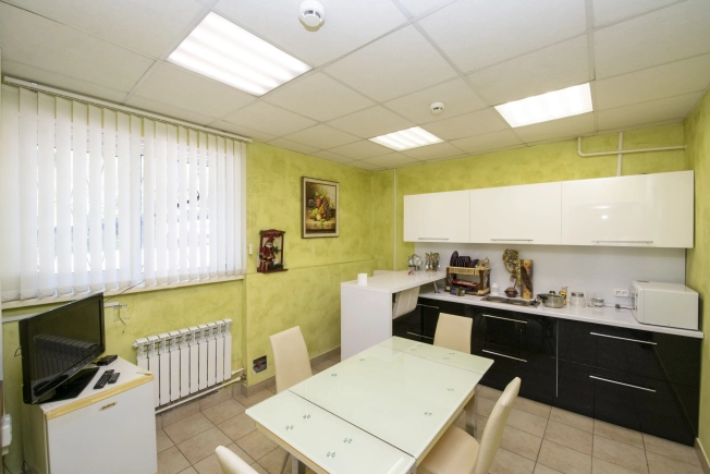 Снять офисы на улице Нижне-Волжская набережная в Нижнем Новгороде. Вариант № 44431, 19, площадь -  квм, цена 100000 рублей