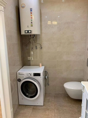 Купить двухкомнатную квартиру в районе Кировский в Ростове-на-Дону. Вариант № 53822, 6, площадь -  квм, цена 14500000 рублей