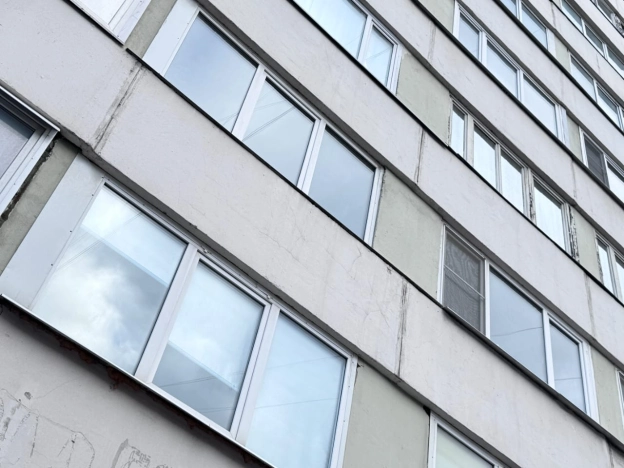 Купить трехкомнатную квартиру в районе Выборгский в Санкт-Петербурге. Вариант № 29983, 24, площадь -  квм, цена 10500000 рублей