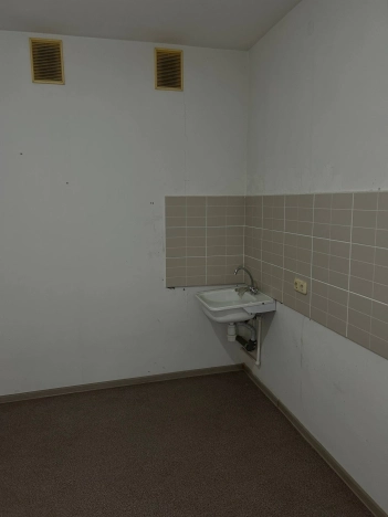 Купить трехкомнатную квартиру на улице Университетский проспект в Волгограде. Вариант № 8973095, 31, площадь -  квм, цена 6500000 рублей