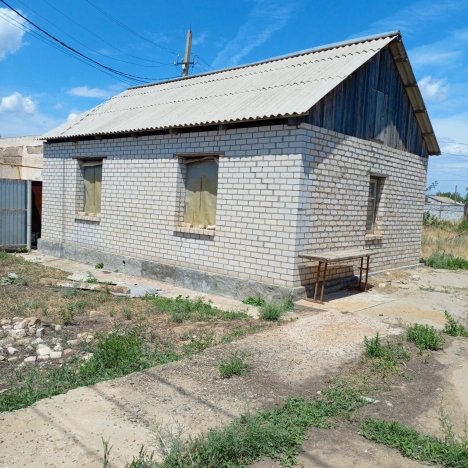 Купить дом на улице Железнодорожная в Волгоградской области. Вариант № 19397, 0, площадь -  квм, цена 680000 рублей