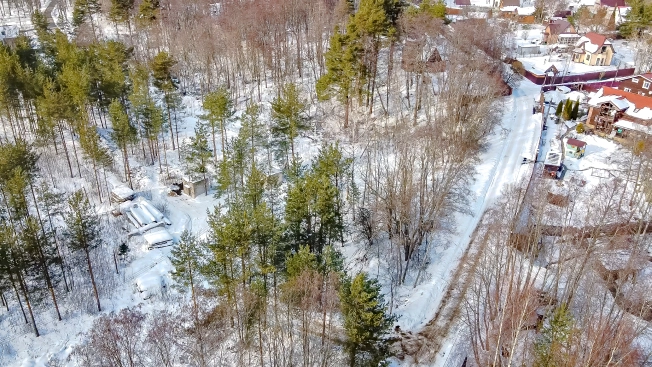 Купить земельный участок на улице Цветочная в Республике Карелия. Вариант № 987392, 19, площадь -  квм, цена 1850000 рублей