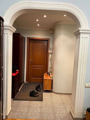 Купить квартиру в Москве. Вариант № 10132114, 6, площадь -  квм, цена 21400000 рублей