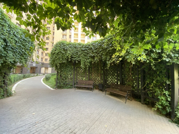 Купить однокомнатную квартиру в Воронеже. Вариант № 1323319, 42, площадь - квм, цена 16000000 рублей