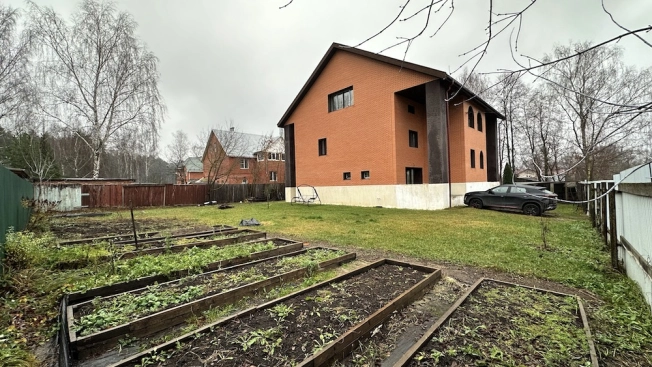 Купить дом в Тульской области. Вариант № 10102212, 6, площадь -  квм, цена 33500000 рублей