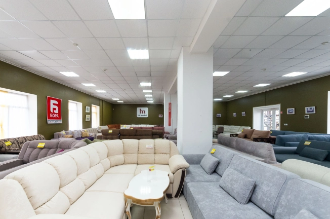 Снять коммерческую недвижимость в Тобольске. Вариант № 628, 7, площадь -  квм, цена 200000 рублей