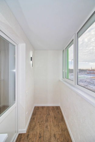 Купить квартиру на вторичке в Владимире. Вариант № 10817772, 42, площадь -  квм, цена 4980000 рублей