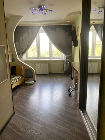 Купить квартиру в Москве. Вариант № 8987901, 10, площадь - квм, цена 18500000 рублей