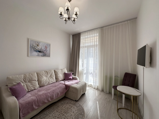 Купить однокомнатную квартиру в Ленинградской области. Вариант № 231511, 0, площадь -  квм, цена 6650000 рублей