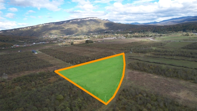 Купить земельный участок на улице Заречная в Республике Адыгея (адыгея). Вариант № 10499414, 0, площадь -  квм, цена 35000000 рублей