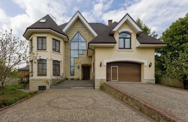 Купить дом в Москве. Вариант № 10708334, 0, площадь - квм, цена 92500000 рублей