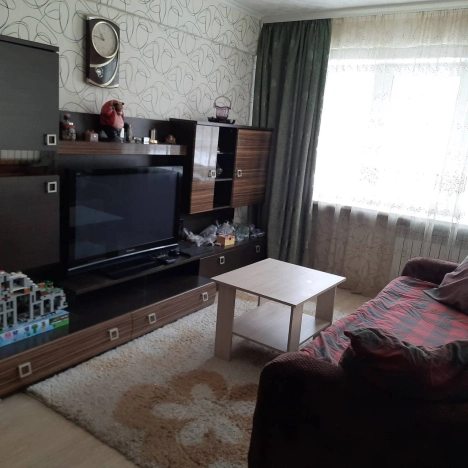 Купить двухкомнатную квартиру в Иркутской области. Вариант № 10692742, 3, площадь -  квм, цена 3000000 рублей