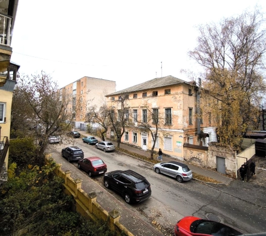 Купить трехкомнатную квартиру в Калуге. Вариант № 16642, 14, площадь -  квм, цена 5800000 рублей