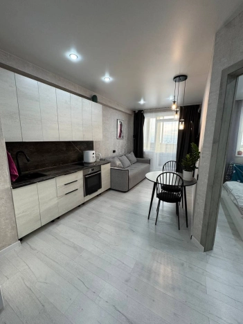 Купить квартиру на улице Комарова в Улан-Удэ. Вариант № 9051782, 5, площадь -  квм, цена 6550000 рублей