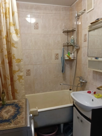 . Вариант № 29486, 18, площадь - 43.7 квм, цена 4050000 рублей