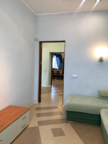 Купить четырехкомнатную квартиру в Амурской области. Вариант № 2732276, 8, площадь -  квм, цена 29000000 рублей