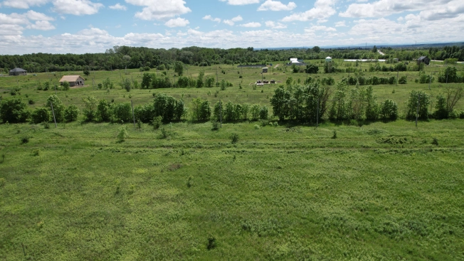 Купить земельный участок на улице Заречная в Республике Адыгея (адыгея). Вариант № 10468630, 8, площадь -  квм, цена 1200000 рублей