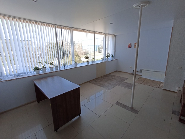 Снять коммерческую недвижимость в Севастополе. Вариант № 1805, 3, площадь -  квм, цена 25000 рублей