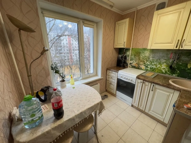 Купить квартиру в Москве. Вариант № 9993082, 5, площадь -  квм, цена 13900000 рублей