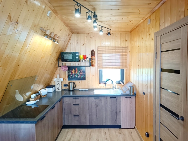 Купить дом в Зеленоградске. Вариант № 57698, 19, площадь -  квм, цена 9890000 рублей